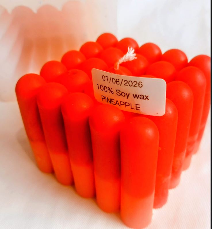 10x10 small candles bound together 6cm 310gr