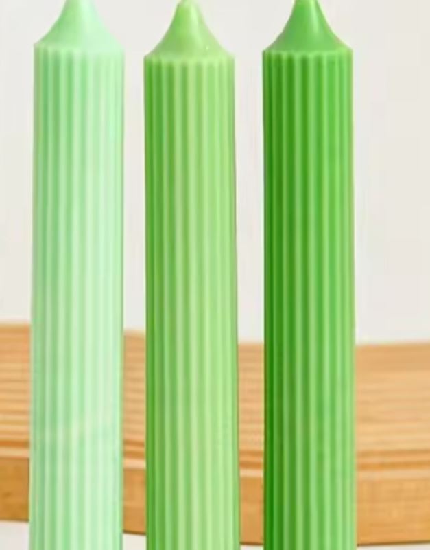Gear peaked cylindrical rod candle 16cm
